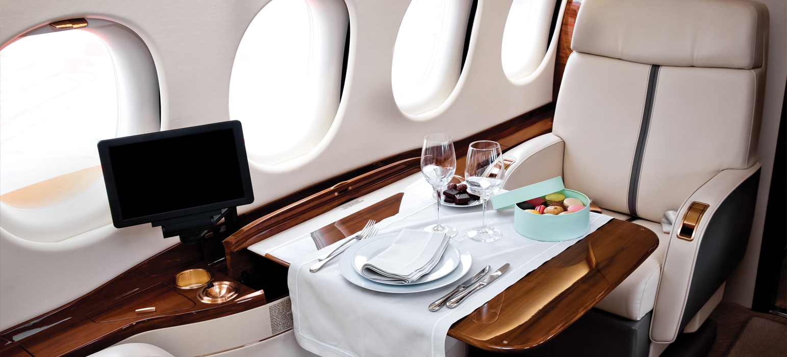 Advantages and Disadvantages of Chartering a Private Jet